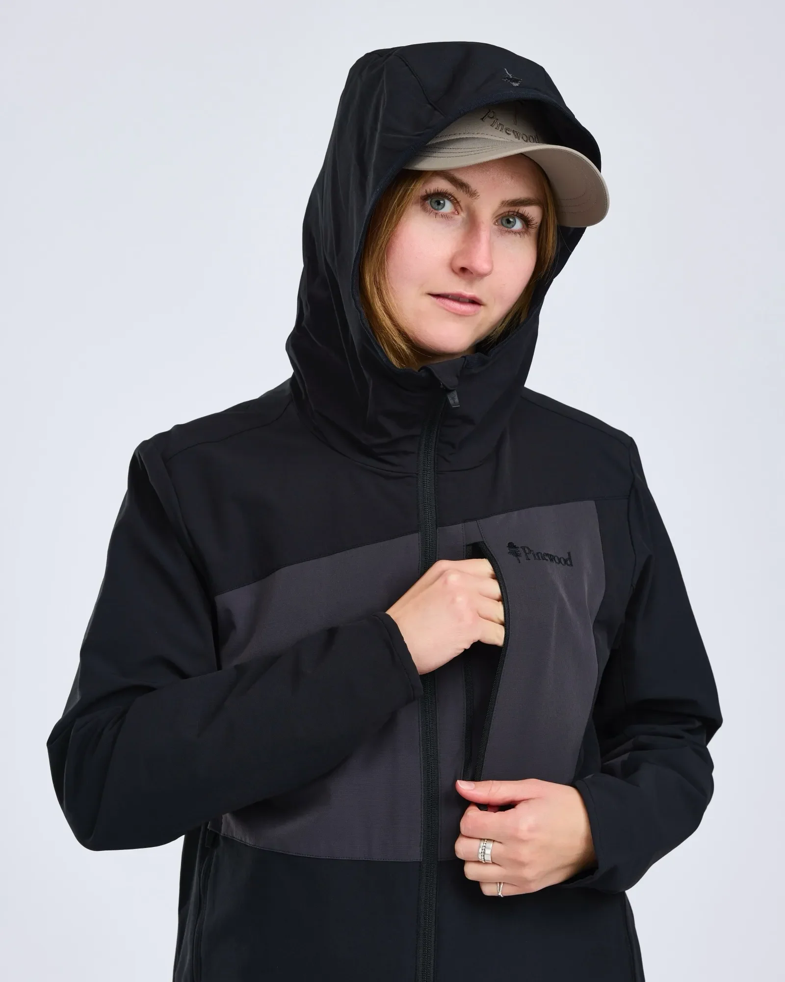 Abisko Light Stretchjacka Dam / Black/D.Anthracite - Image 3