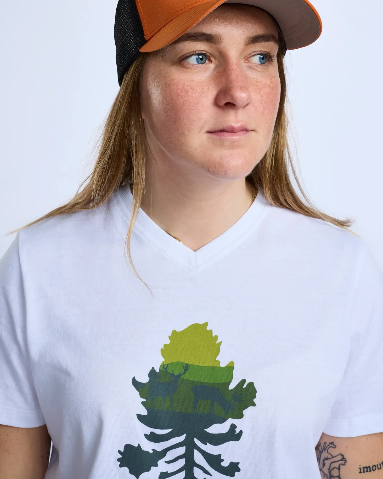 Finnveden Recycled T-shirt Outdoor Dam / White Mel Pine Tree - Image 3