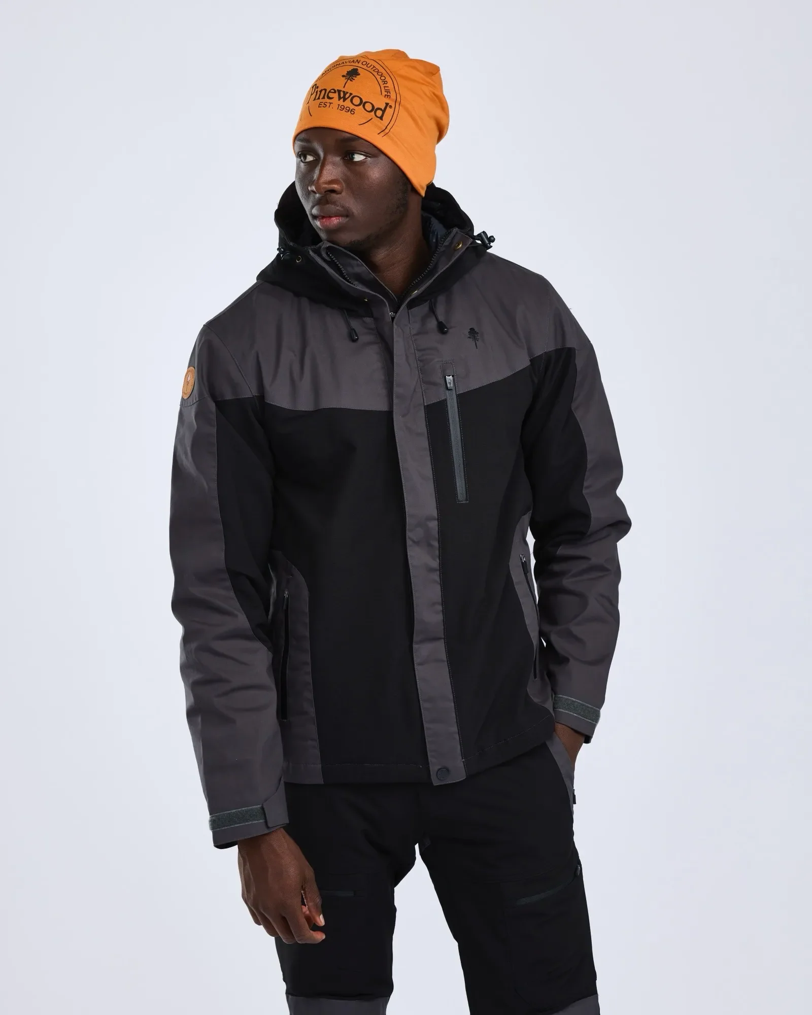 Pinewood® Finnveden Hybrid Extreme Jacka Herr / Black/D.Anthracite
