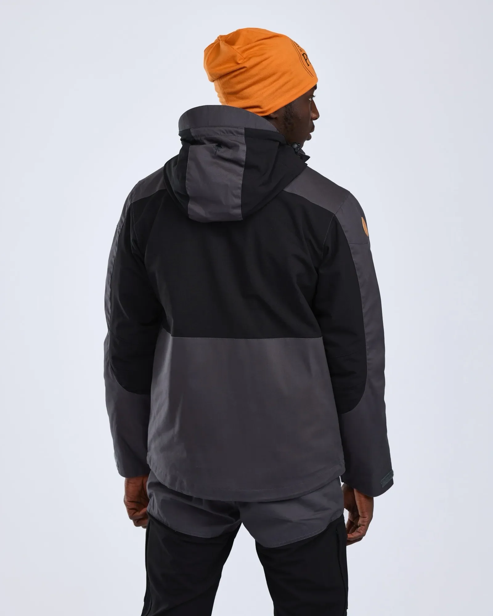 Pinewood® Finnveden Hybrid Extreme Jacka Herr / Black/D.Anthracite - Image 2