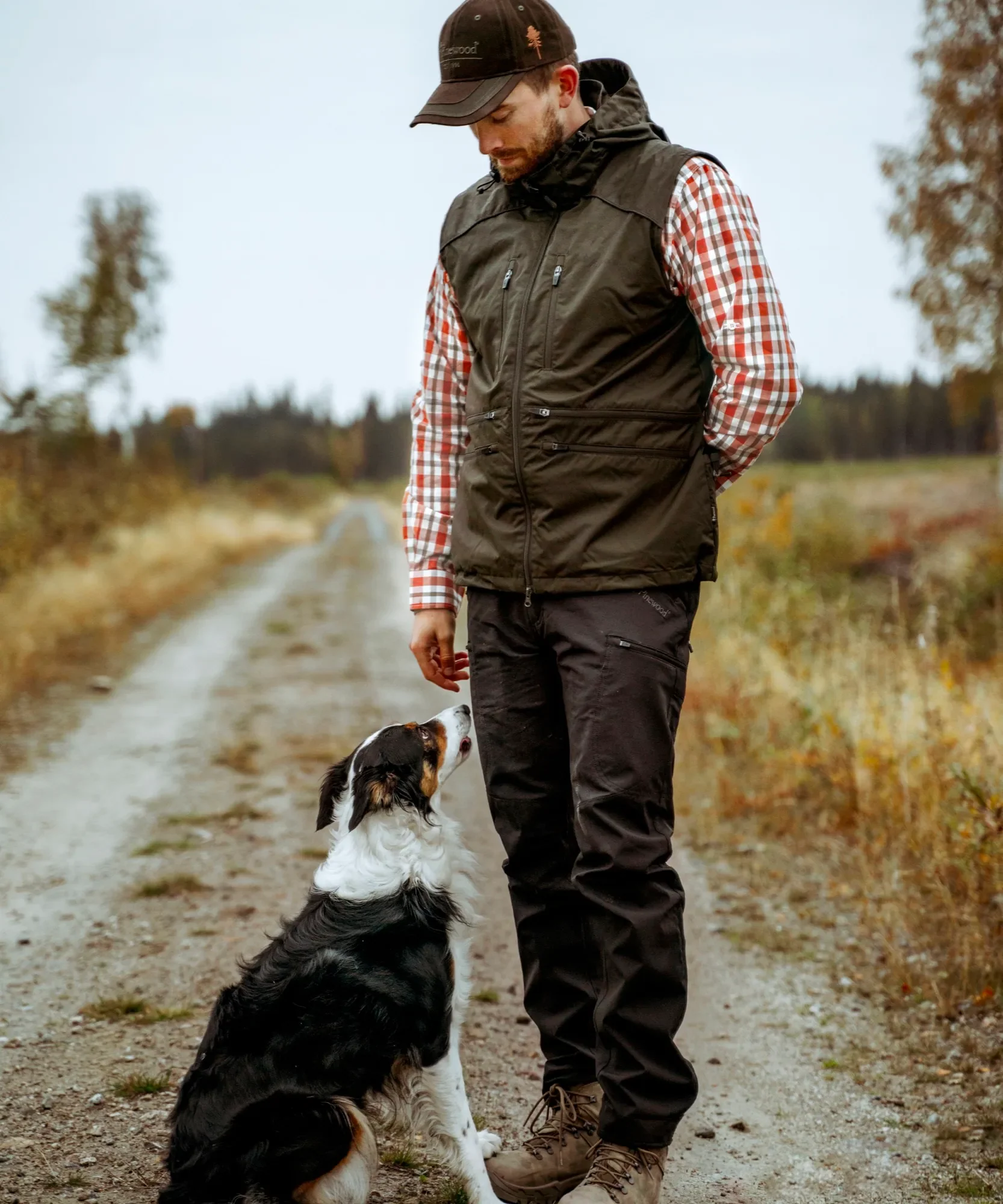 Pinewood® Hundsport Windblocker Väst Herr / Moss Green - Image 9