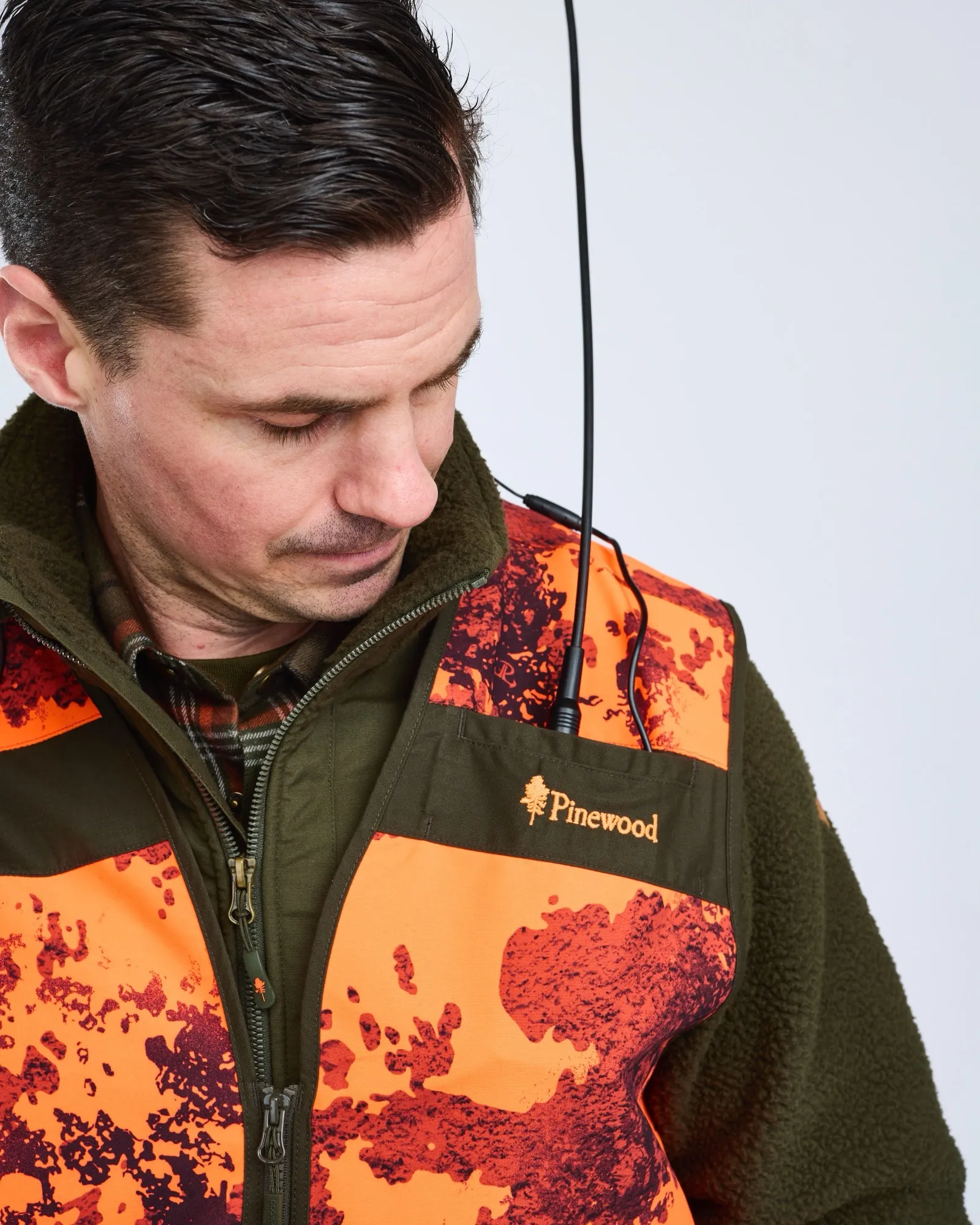 Pinewood® Hunters Camou Väst Herr / Strata Blaze - Image 3