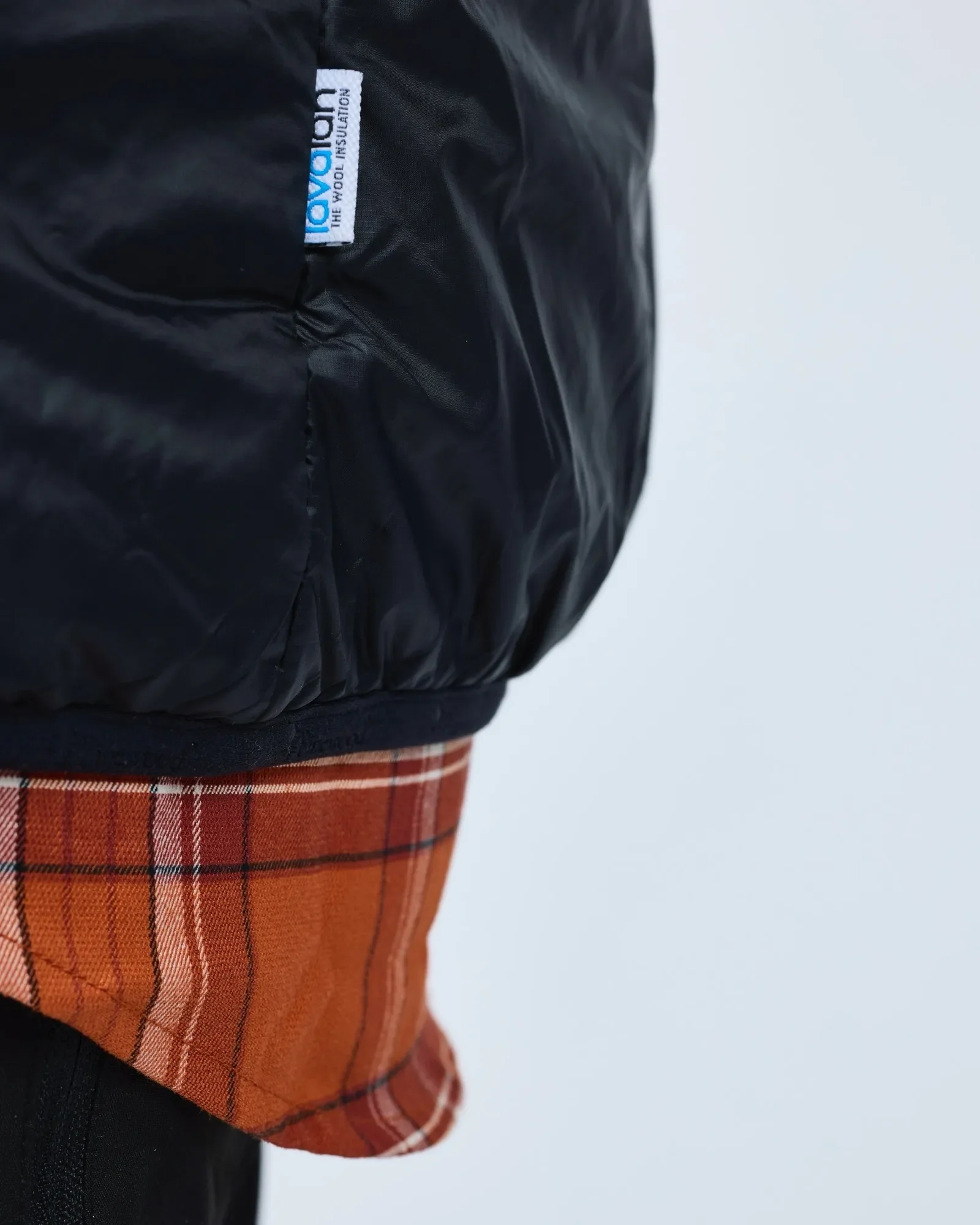 Pinewood® Wool Insulated Midlayer Väst Dam / Black - Image 5