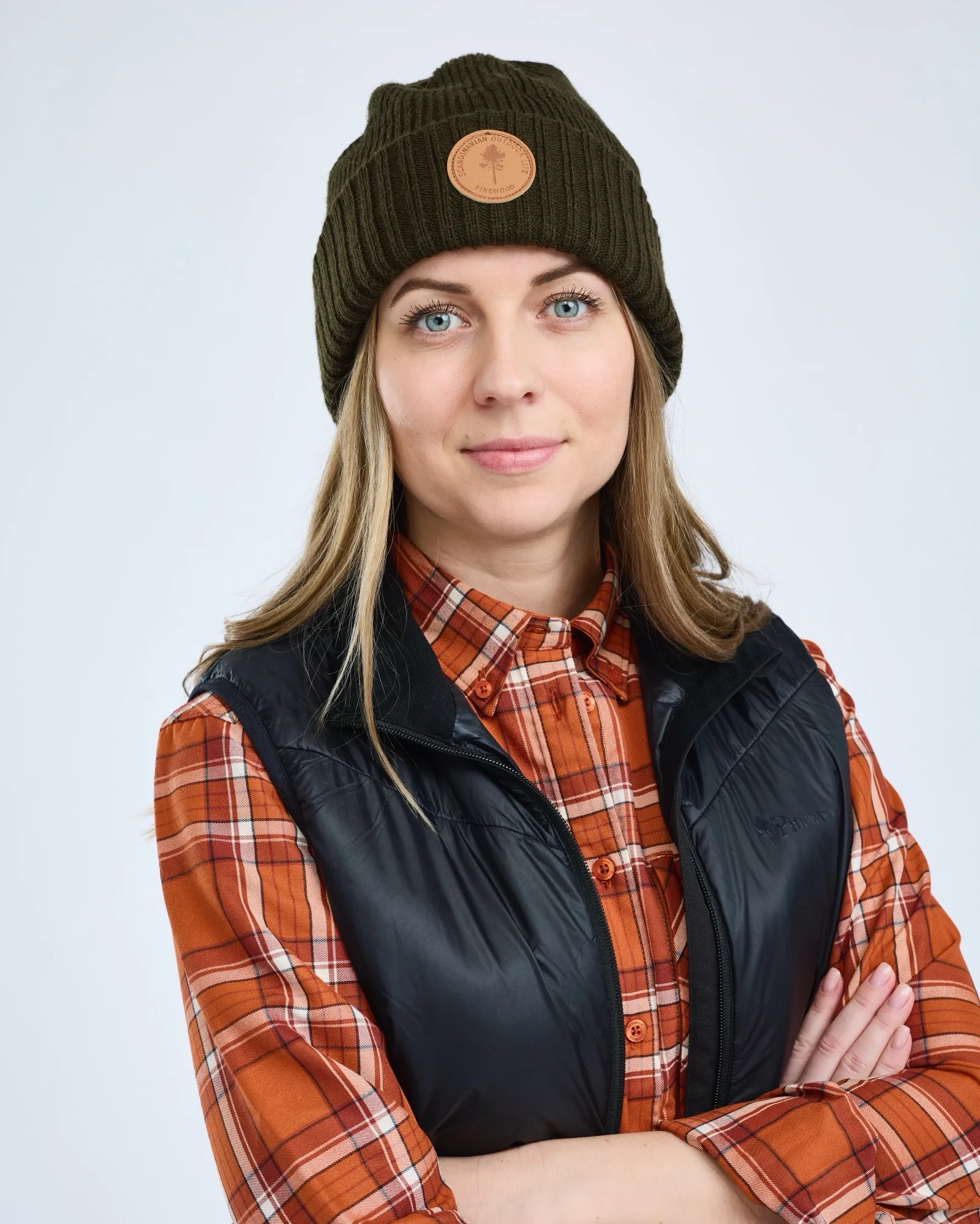 Pinewood® Wool Insulated Midlayer Väst Dam / Black - Image 7