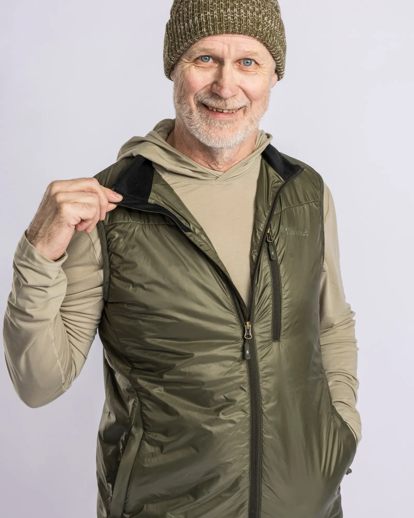 Pinewood® Wool Insulated Midlayer Väst Herr / Moss Green - Image 4